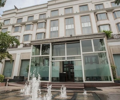 Lemon Tree Premier 2, Gurugram